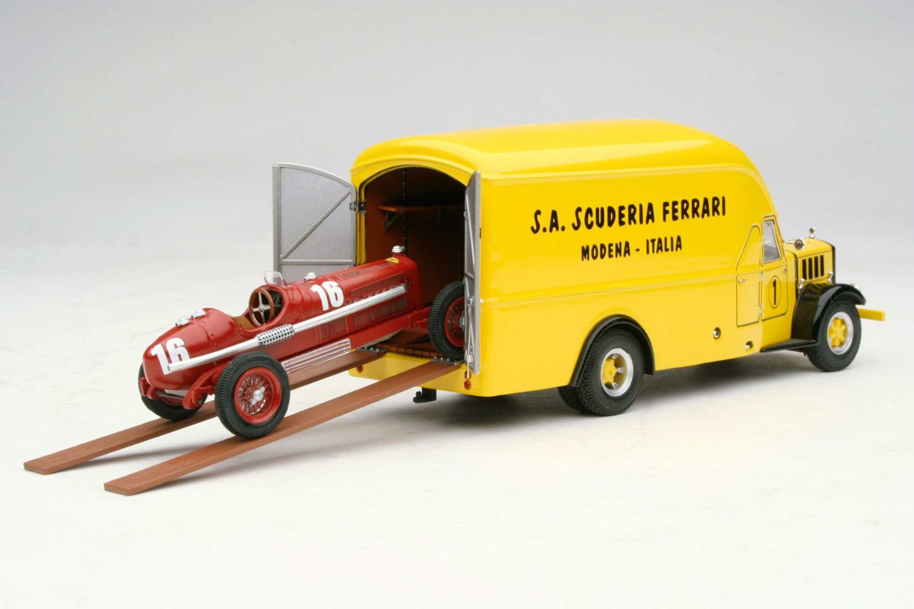 Exoto | Exoto Alfa Romeo 500 Transporter | Exoto Alfa Romeo 500 ...