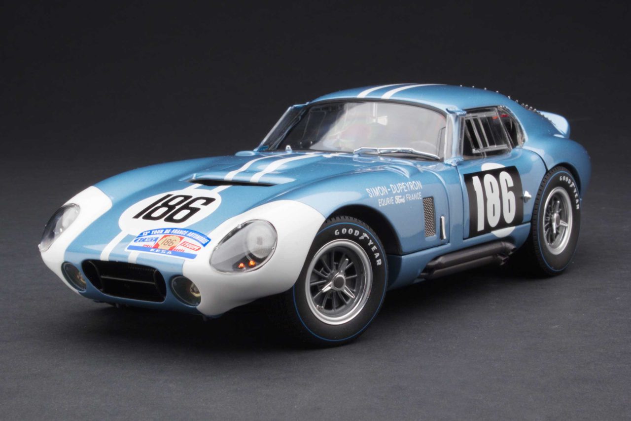 Exoto - 1:18 - Cobra Daytona Coupe - Le Mans 24 tuntia 1965 - Catawiki