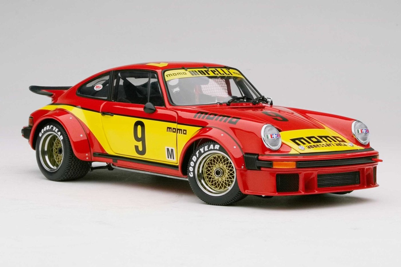 エグゾト PORSCHE 934RSR EXOTO EXO19093 Scale 1/18 | PORSCHE 911 934 RSR GELO RACING TEAM N